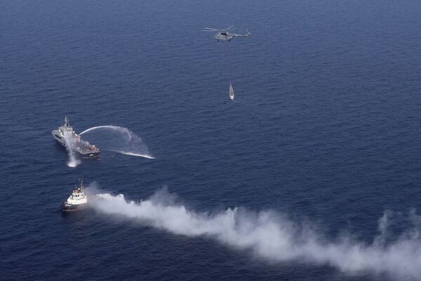 Военные корабли во время совместных военно-морских учений Ирана, Китая и России в северной части Индийского океана. Военные корабли во время совместных военно-морских учений Ирана, Китая и России в северной части Индийского океана. - Sputnik Латвия