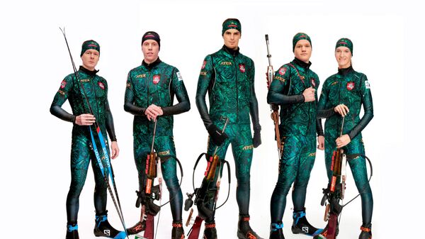 Литовские биатлонисты в форме для Олимпийских игр в Пекине - Sputnik Латвия
