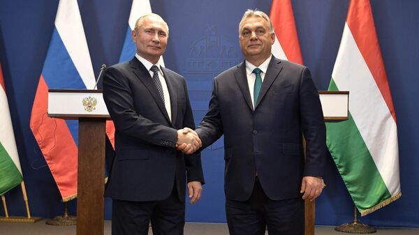 Президент РФ Владимир Путин и премьер-министр Венгрии Виктор Орбан - Sputnik Латвия