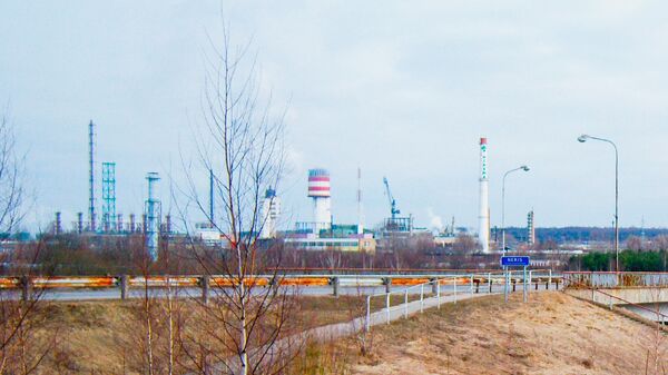 Химический завод компании Achema в городе Ионава, Литва  - Sputnik Латвия