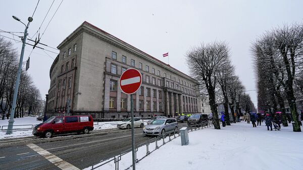 Обстановка на акции протеста против антиковидных ограничений в Риге - Sputnik Латвия