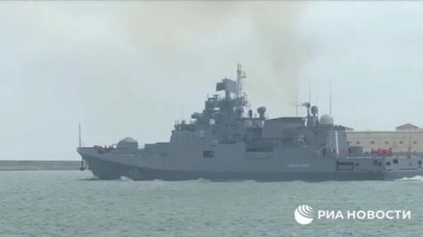 Более 30 кораблей Черноморского флота вышли в море для отработки обороны Крыма - Sputnik Latvija