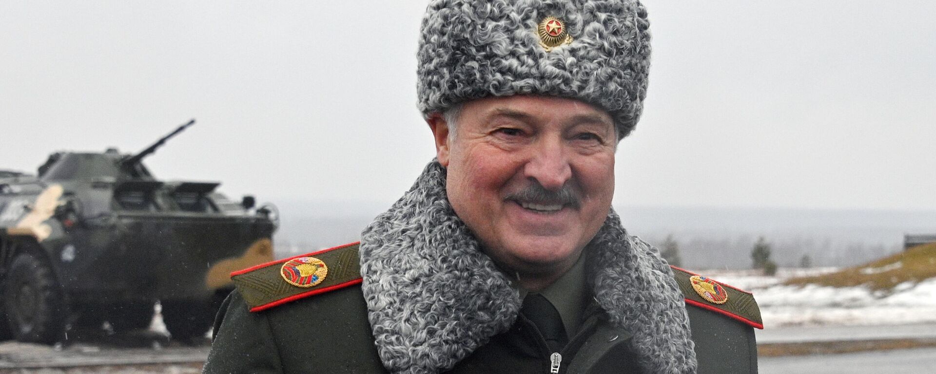 Stāvēs tik ilgi, cik vajadzēs: Lukašenko par Krievijas armijas izvešanu no Baltkrievijas - Sputnik Latvija, 1920, 18.02.2022