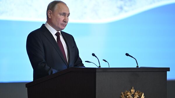 Президент РФ В. Путин принял участие в ежегодном расширенном заседании коллегии МВД России - Sputnik Латвия
