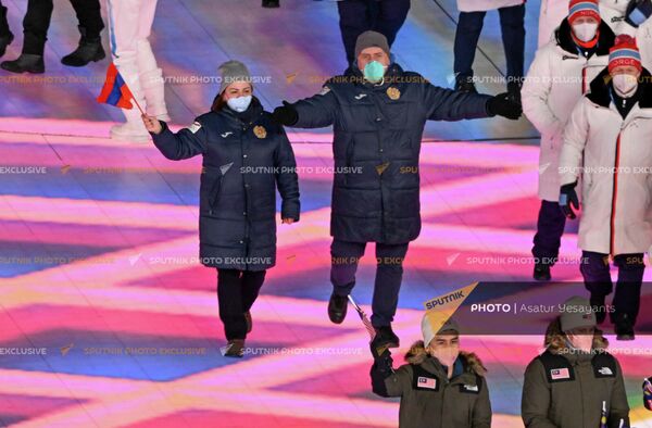 Армянская делегация на официальной церемонии закрытия XXIV зимних Олимпийских игр в Пекине. - Sputnik Латвия