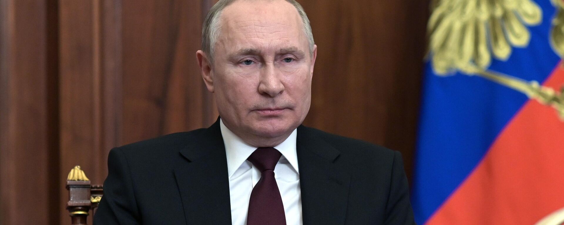 Krievijas prezidenta Vladimira Putina uzruna sakarā ar situāciju Donbasā - Sputnik Latvija, 1920, 23.02.2022
