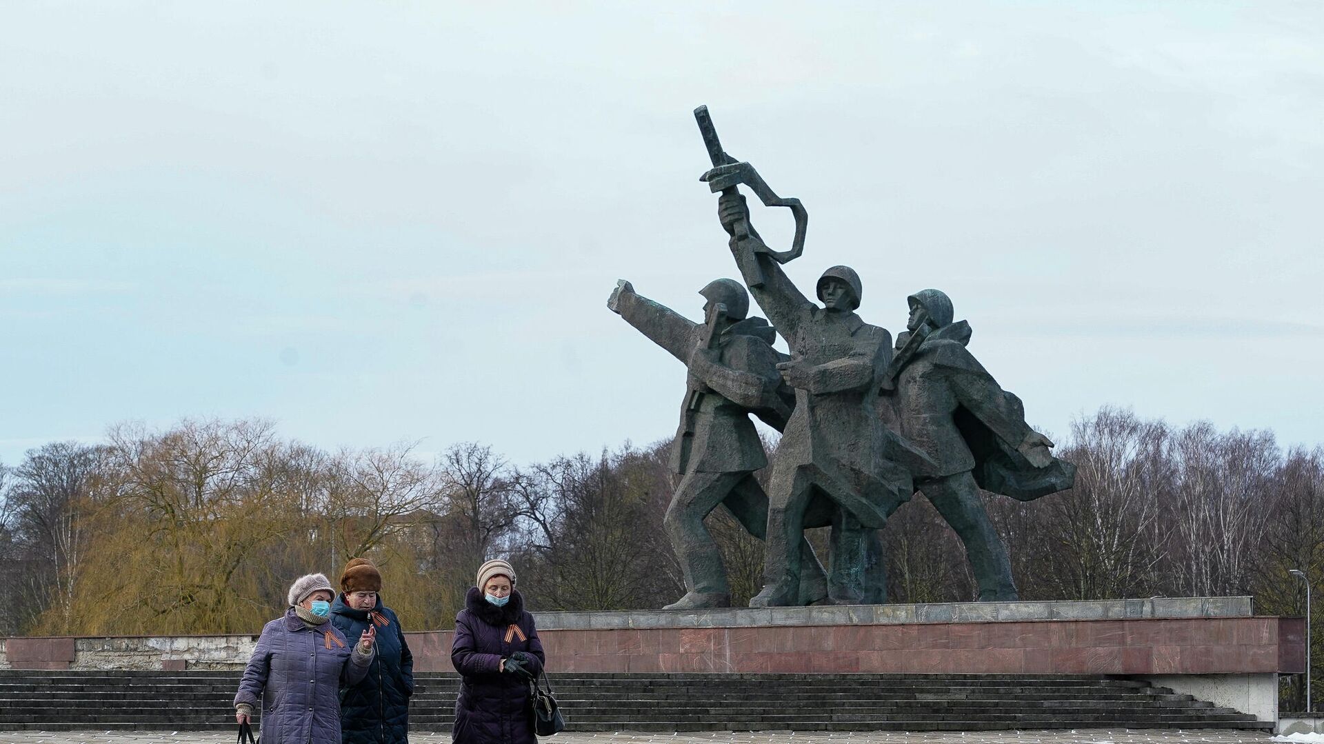 Памятник Освободителям Риги - Sputnik Латвия, 1920, 02.03.2022