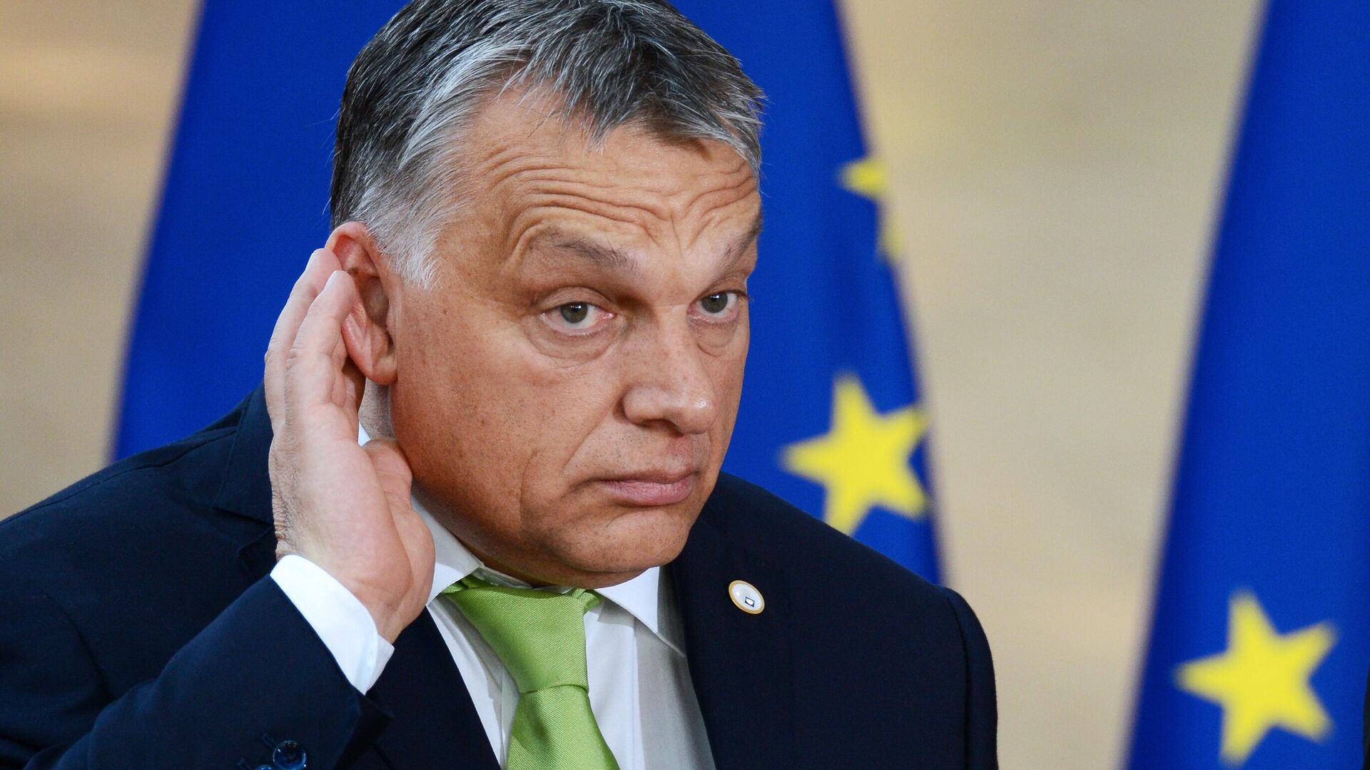 Премьер-министр Венгрии Виктор Орбан на саммите государств и правительств стран-участниц Европейского союза в Брюсселе - Sputnik Латвия, 1920, 26.07.2022