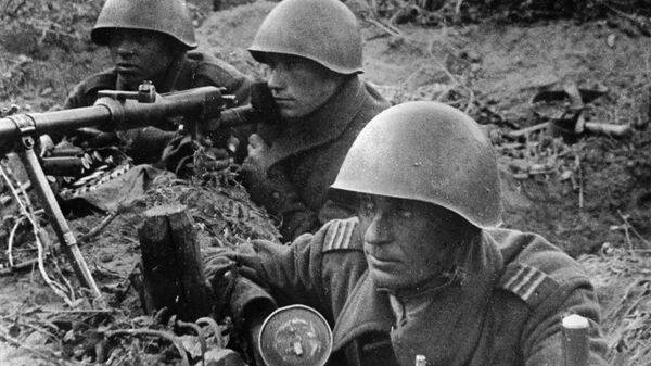 Sarkanās armijas karavīri - Sputnik Latvija