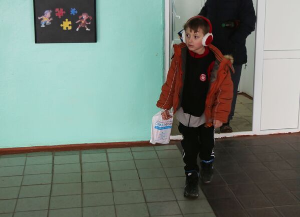 Всех прибывших обогрели, накормили и по необходимости оказали первую медицинскую помощь. - Sputnik Латвия