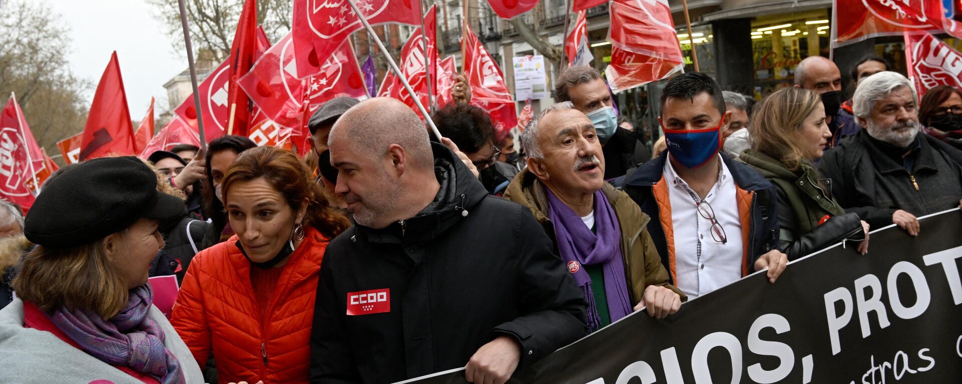 Акция протеста в Мадриде против роста цен на продукты, топливо и другие товары, 23 марта 2022 года  - Sputnik Латвия, 1920, 25.03.2022