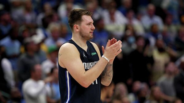 Лука Дончич - словенский баскетболист, играющий за клуб НБА Даллас Маверикс - Sputnik Латвия