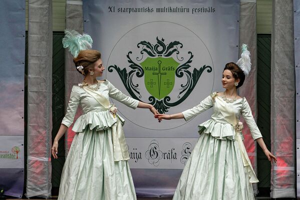 В Риге проходит традиционный фестиваль Майский граф - Sputnik Латвия