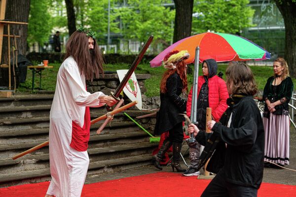 В Риге проходит традиционный фестиваль &quot;Майский граф&quot;. - Sputnik Латвия