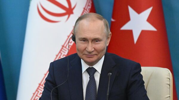 Рабочий визит президента РФ В. Путина в Иран - Sputnik Латвия