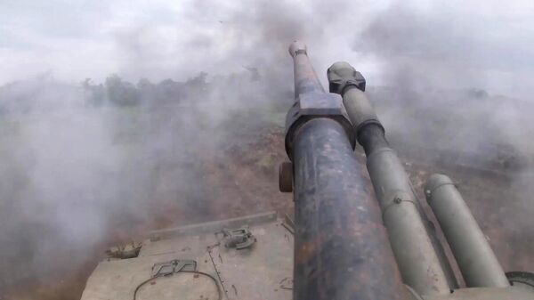 Российские артиллеристы уничтожают позиции ВСУ огнем из САУ Акация - Sputnik Латвия