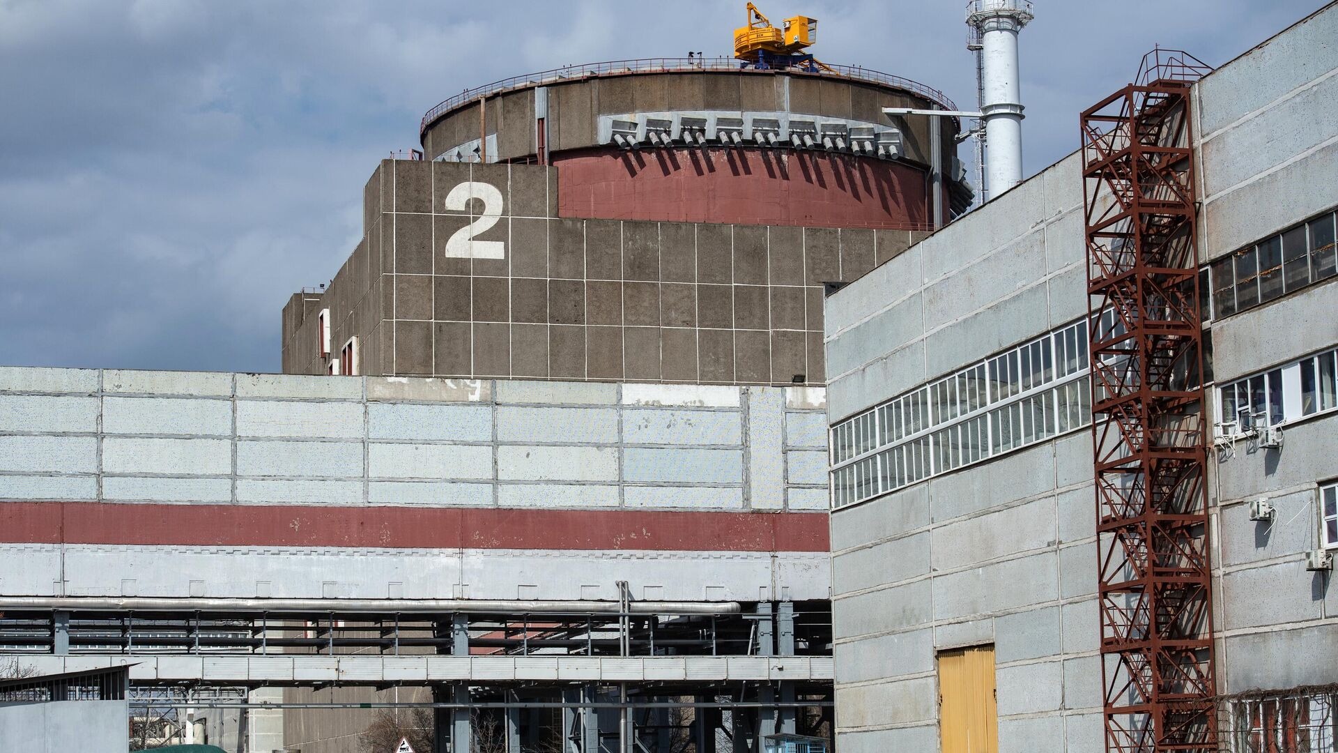 Энергоблок №2 Запорожской АЭС в Энергодаре, 5 мая 2022 года - Sputnik Латвия, 1920, 26.08.2022