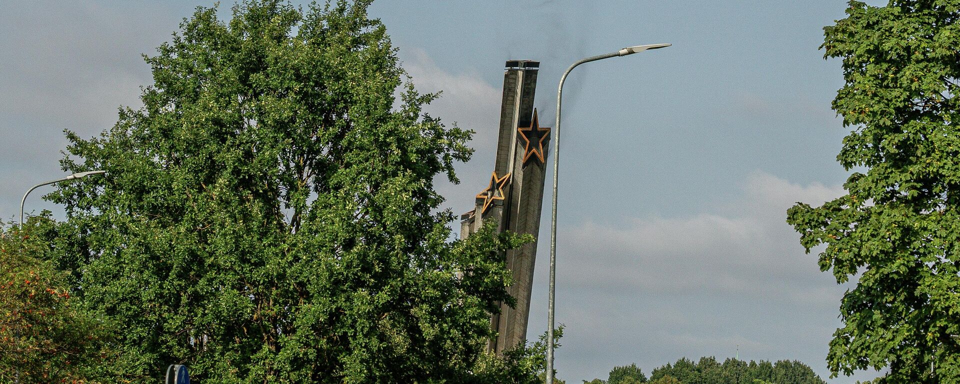 Снос стелы памятника Освободителям Риги - Sputnik Латвия, 1920, 14.06.2023