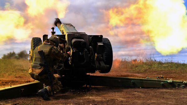 Работа артиллерийского расчета ЧВК Вагнер в ходе спецоперации на Украине - Sputnik Латвия