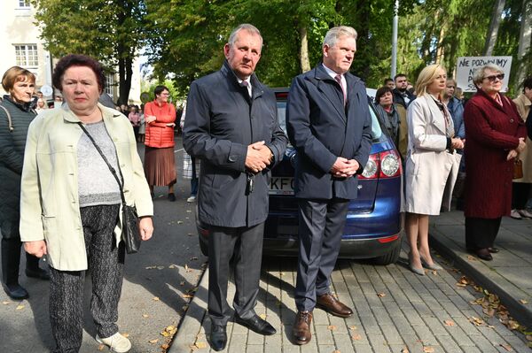 В акции принял участие бывший министр связи и транспорта, политик Ярослав Наркевич. - Sputnik Латвия