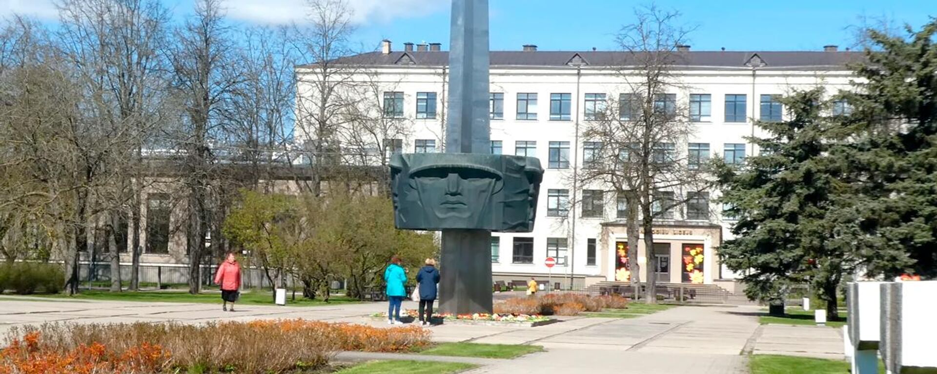 Сквер Славы в Даугавпилсе - Sputnik Латвия, 1920, 07.12.2023