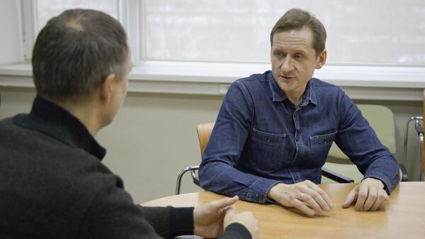 Политолог, бывший руководитель Ночного дозора Таллина Максим Рева  - Sputnik Латвия