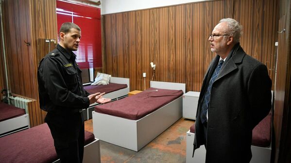 Президент Латвии Эгилс Левитс посетил структурные подразделения Государственной полиции и Государственной пожарно-спасательной службы (ГПСС) - Sputnik Латвия