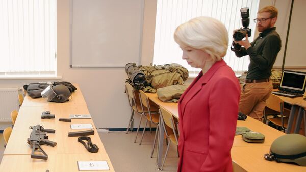 Министр обороны Латвии Инара Мурниеце - Sputnik Латвия