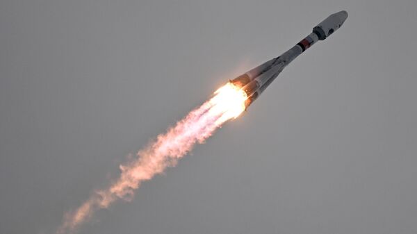 Запуск РН Союз-2.1б с автоматической станцией Луна-25 - Sputnik Латвия