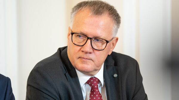 Министр финансов Латвии Арвилс Ашераденс - Sputnik Латвия