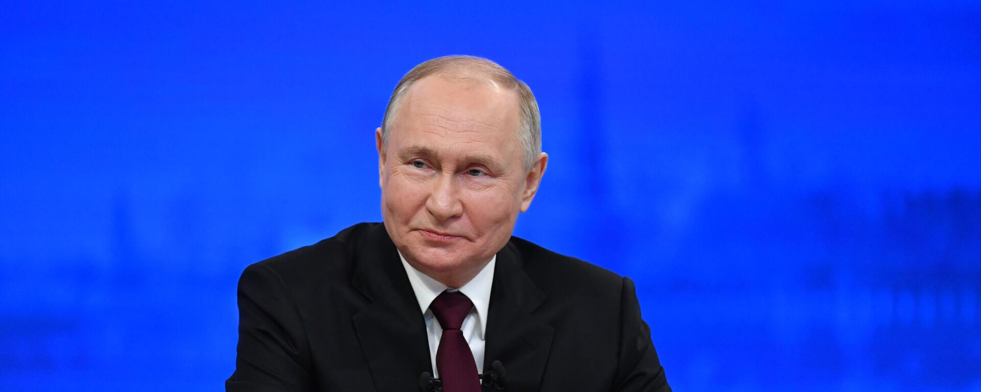 Прямая линия и большая пресс-конференция президента РФ В. Путина - Sputnik Латвия, 1920, 14.12.2023