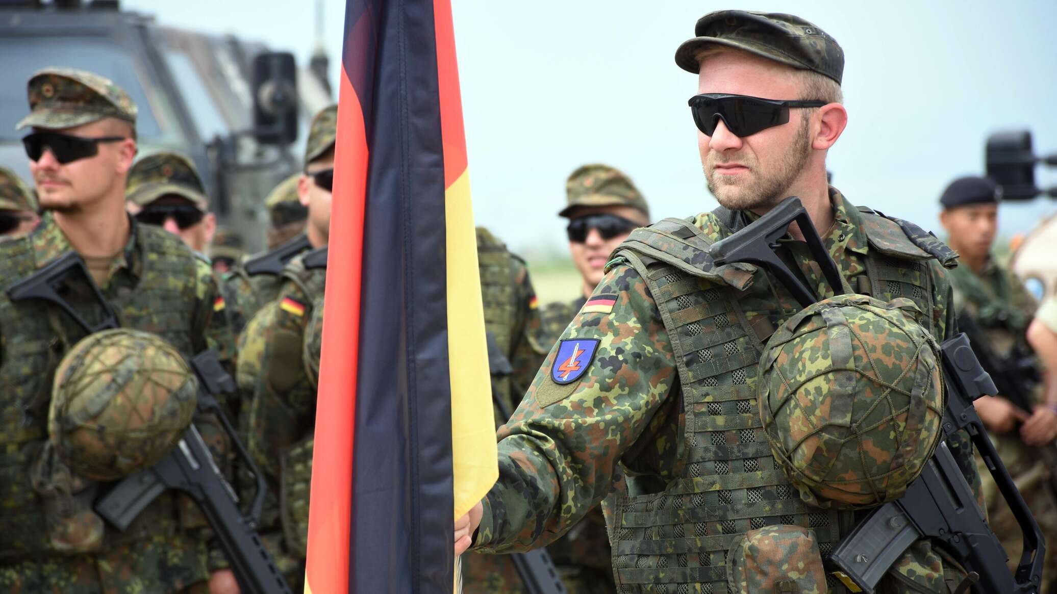 Германия Бундесвер. Польский генерал полько. Армия ФРГ. Немецкая армия.