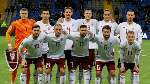 Футболисты сборной Латвии перед матчем Лиги наций УЕФА против Казахстана в Астане - Sputnik Латвия