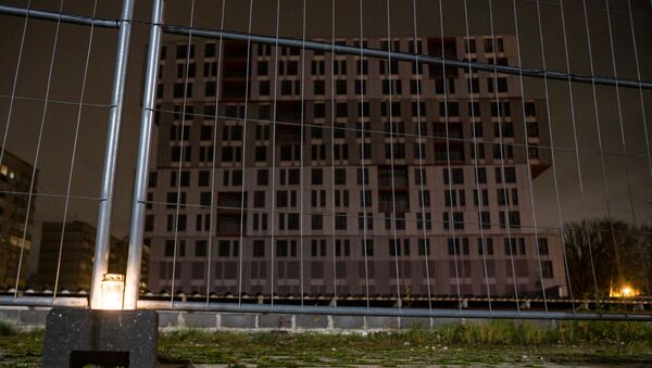 Недостроенный жилой дом на месте трагедии в Золитуде - Sputnik Латвия