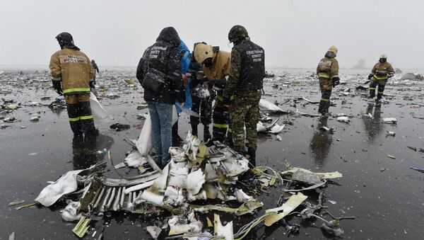 Пассажирский самолет Boeing-737-800 разбился при посадке в аэропорту Ростова-на-Дону - Sputnik Латвия