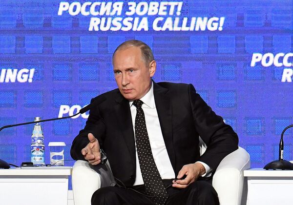 От слов к делу: Россия, Китай и Европа исключают доллар из расчетов От слов к делу: Россия, Китай и Европа исключают доллар из расчетов - Sputnik Латвия