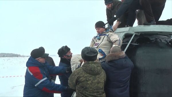 На Урале отработали операцию по спасению космонавтов - Sputnik Латвия