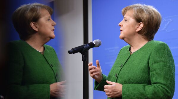 Канцлер Германии Ангела Меркель во время саммита ЕС в Брюсселе - Sputnik Latvija