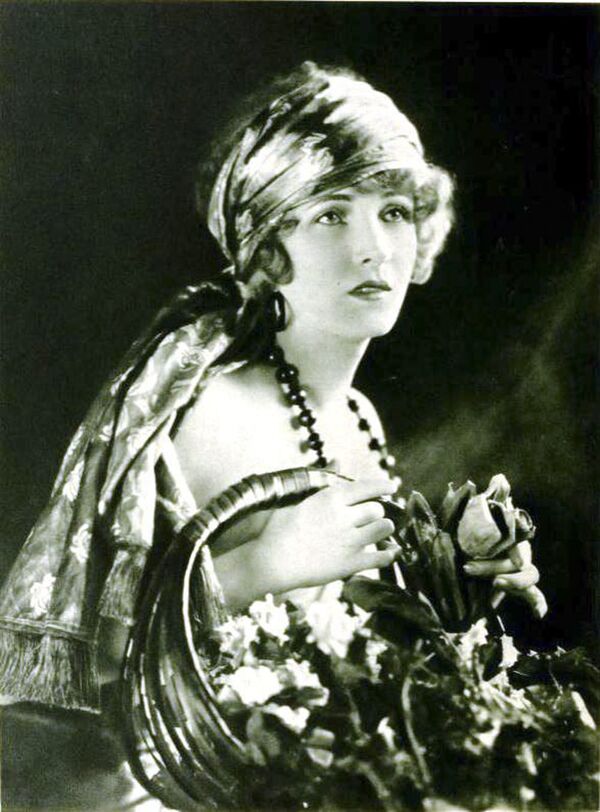 Американская актриса немого кино Клер Виндзор, 1921 год - Sputnik Латвия