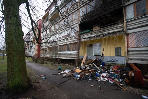 Такое тоже возможно: стала известна причина пожара в Плявниеки Такое тоже возможно: стала известна причина пожара в Плявниеки - Sputnik Латвия
