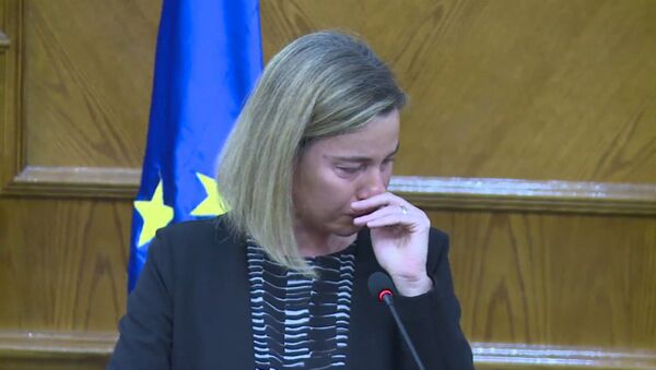 Могерини заплакала и ушла с брифинга в Аммане из-за терактов в Бельгии - Sputnik Latvija