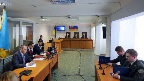 Украинский суд признал Януковича виновным в госизмене - Sputnik Latvija