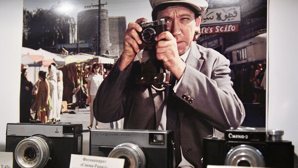 Экспозиция фотоаппаратов в музее киноконцерна Мосфильм в Москве - Sputnik Латвия