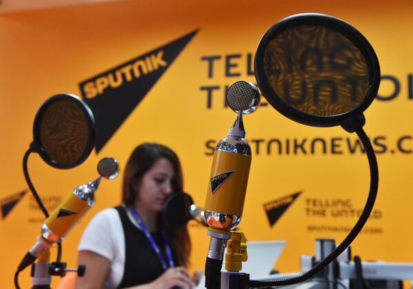 Студия радио Sputnik в Экспофоруме на Санкт-Петербургском международном экономическом форуме - 2017 - Sputnik Латвия