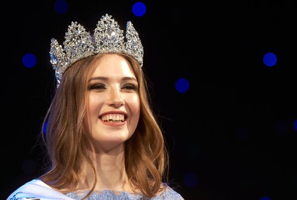 Победительница конкурса Севастопольская красавица - 2019 Анна Сеньковец - Sputnik Латвия