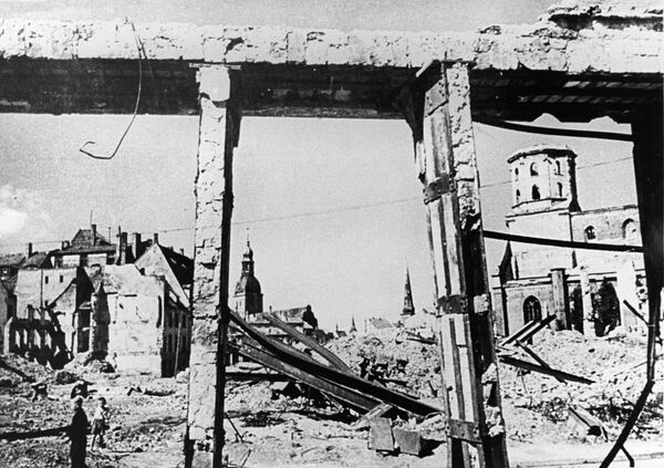Рига после отступления немецко-фашистских войск, октябрь 1944 года - Sputnik Латвия