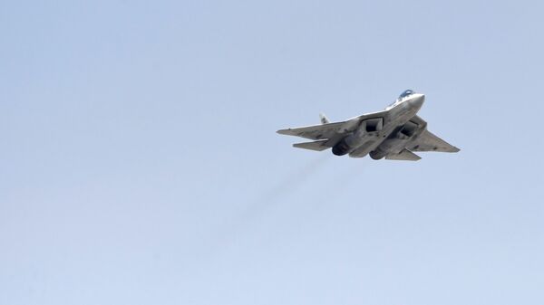 Многофункциональный истребитель Су-57 - Sputnik Латвия
