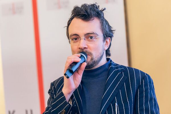 Вадим Левенталь: в русской литературе сейчас рождается что-то определенно новое Вадим Левенталь: в русской литературе сейчас рождается что-то определенно новое - Sputnik Латвия