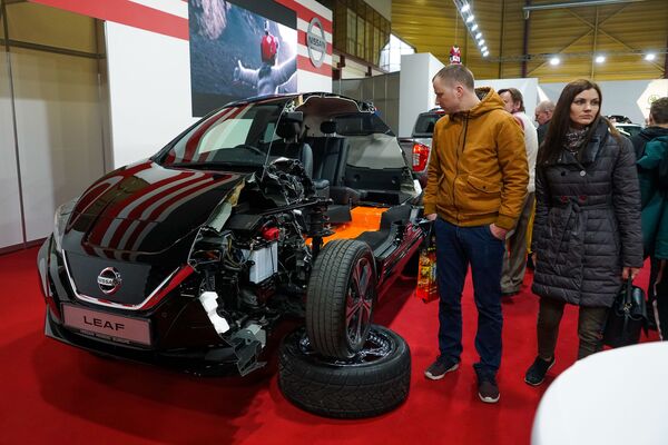 Рев моторов на всю столицу: в зале Кипсала открылась выставка Авто-2019 Рев моторов на всю столицу: в зале Кипсала открылась выставка Авто-2019 - Sputnik Латвия