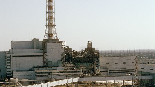  Вид на Чернобыльскую АЭС со стороны четвертого реактора, 1986 год - Sputnik Latvija